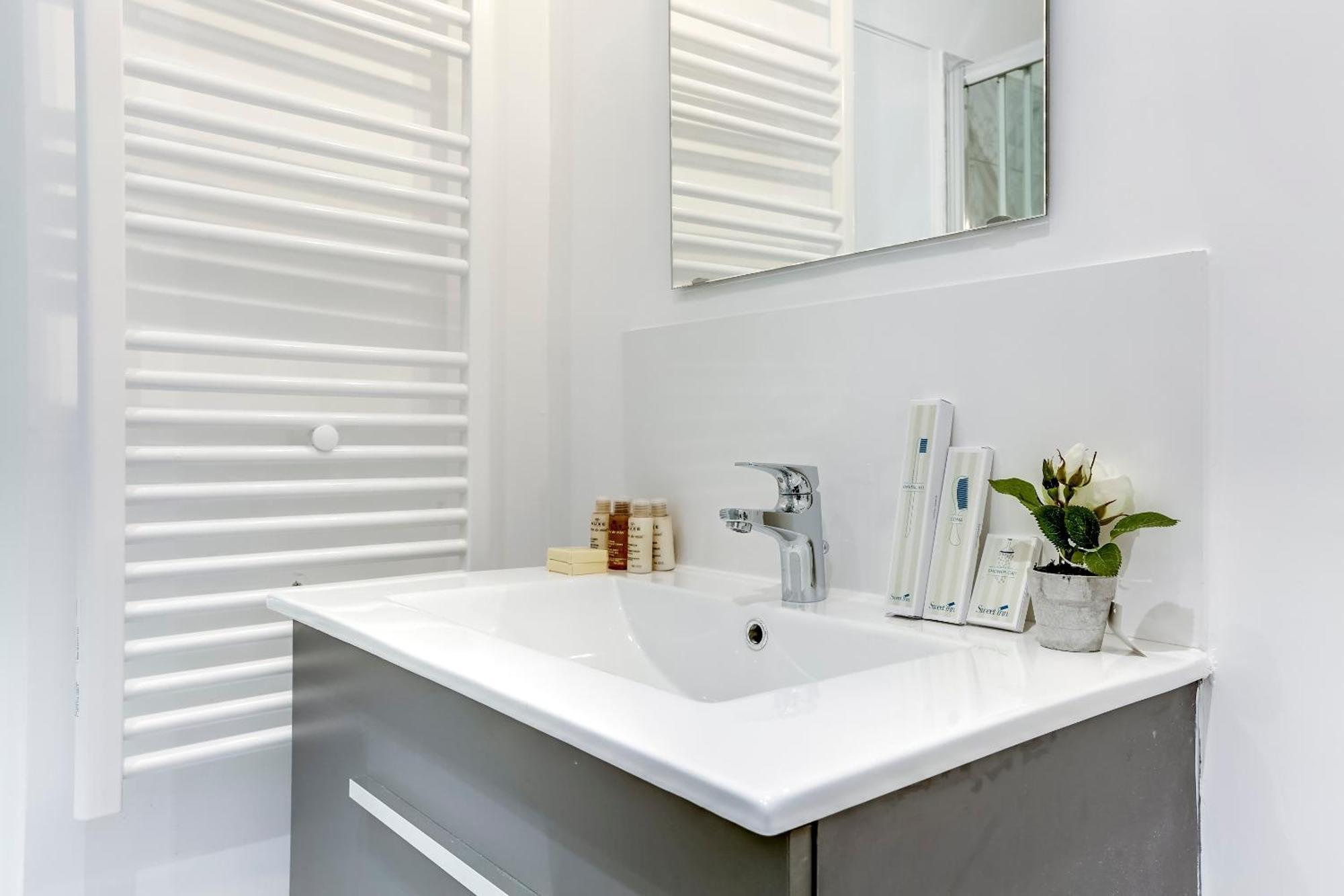 Sweett - Troyon Appartement Parijs Buitenkant foto